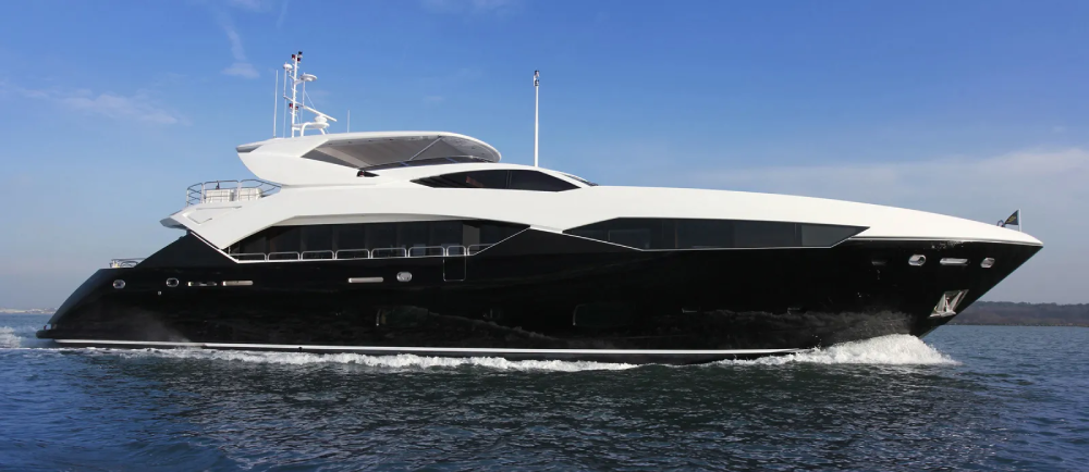 Le Sunseeker Predator 115 : L'Élégance Britannique à la Conquête des Mers